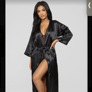 Getting Ready Satin Robe - FashionNova